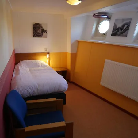 ベッド・アンド・ブレックファスト De Logeerboot