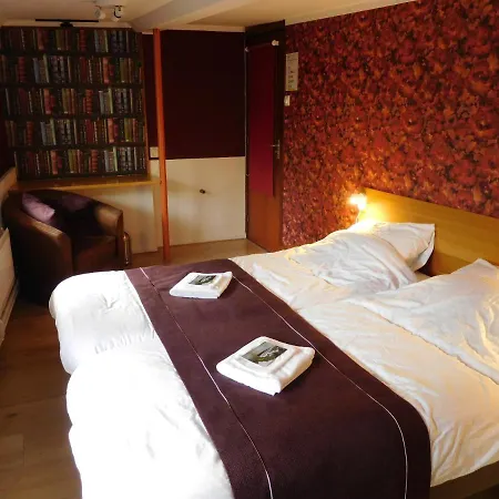 De Logeerboot Frühstückspension *