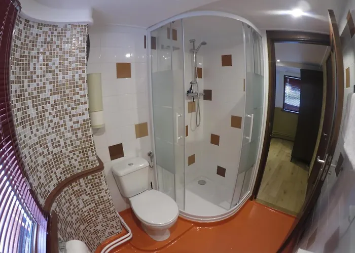 De Logeerboot Bed & Breakfast *